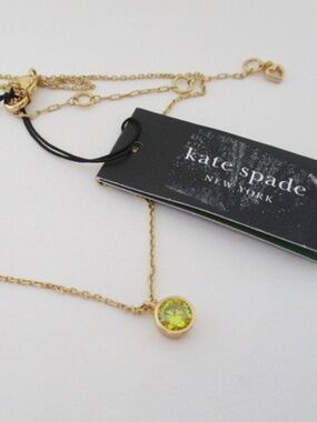 KATE SPADE - Mini Round Pendant Necklace - Green